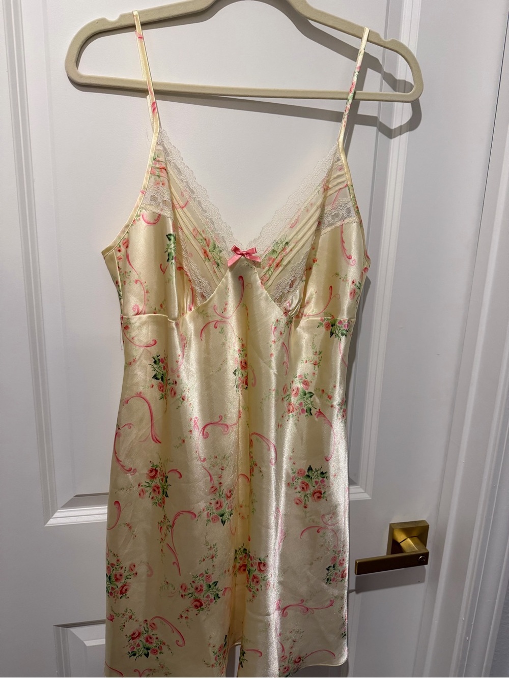 Vintage Secret Treasures Cream Pink Satin Floral Ribbon Slip Dress Chemise